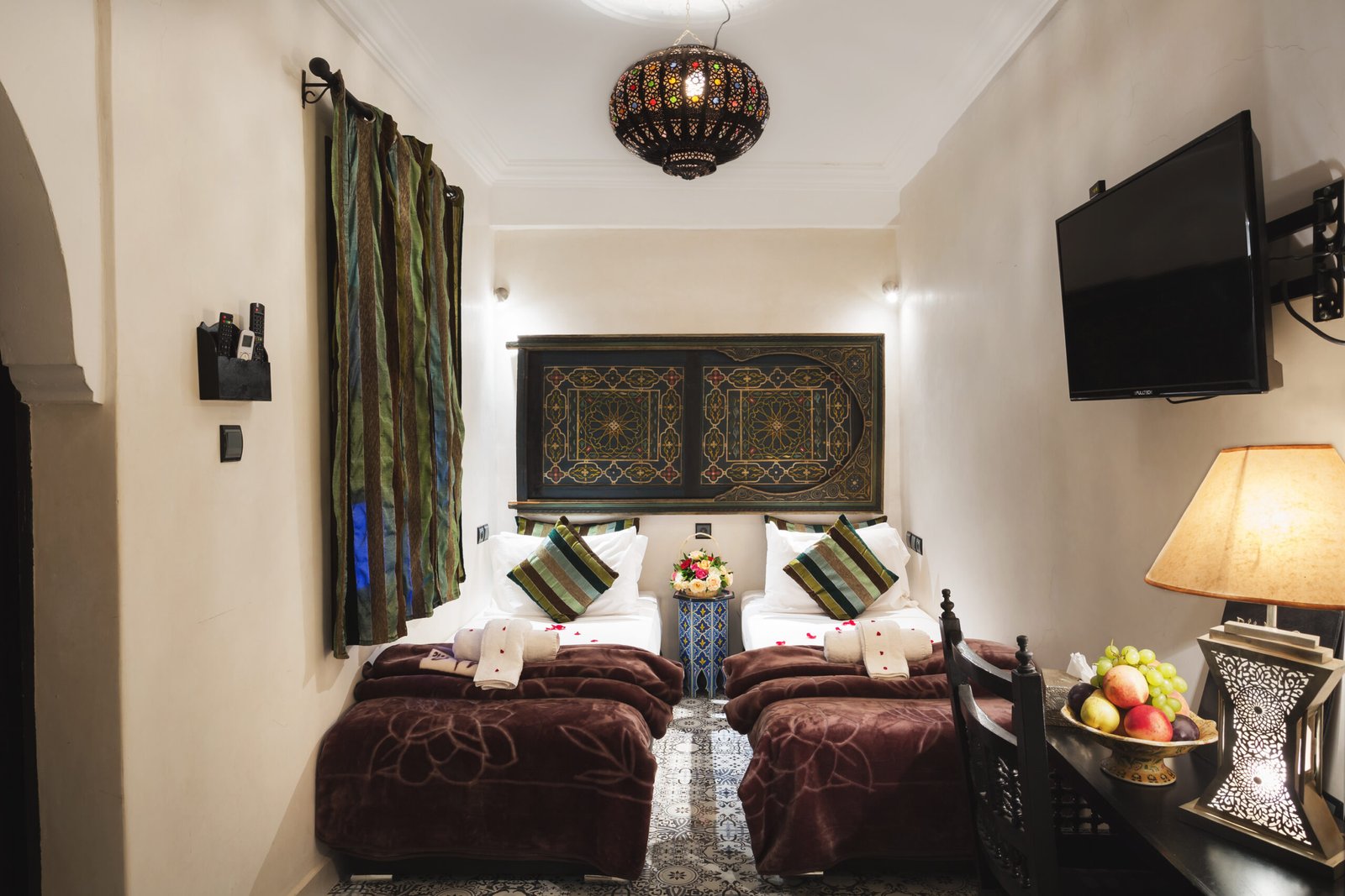 Room Narjiss