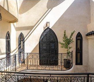 Riad 1810 courtyard