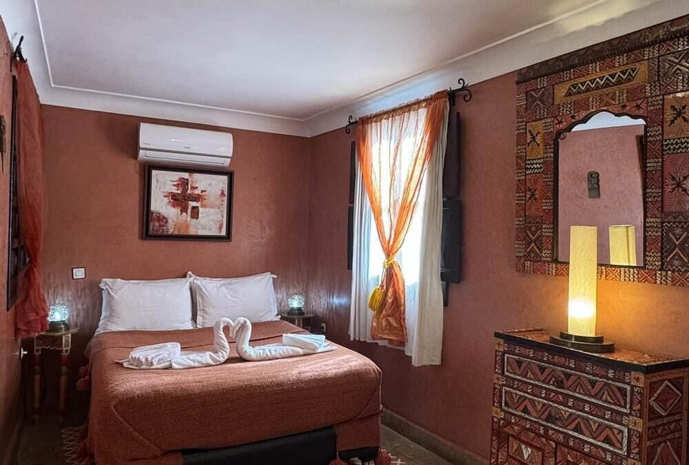 Riad Andalla — bedroom