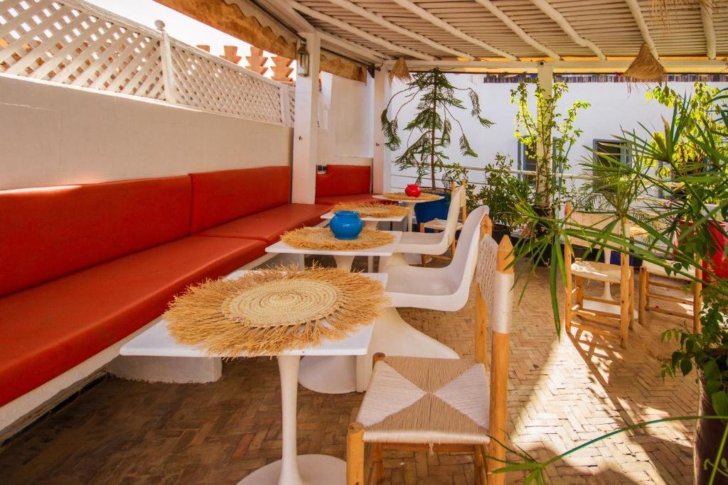 Rooftop lounge