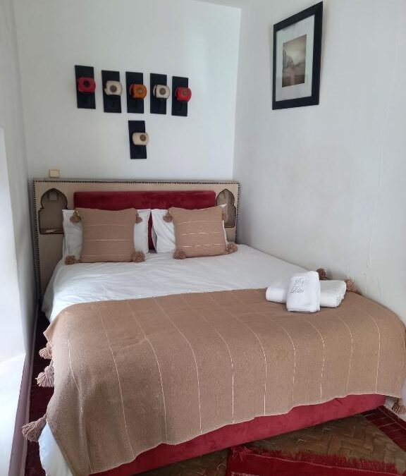 Fleur de Lys Double Room – Riad Les Jardins des Lilas